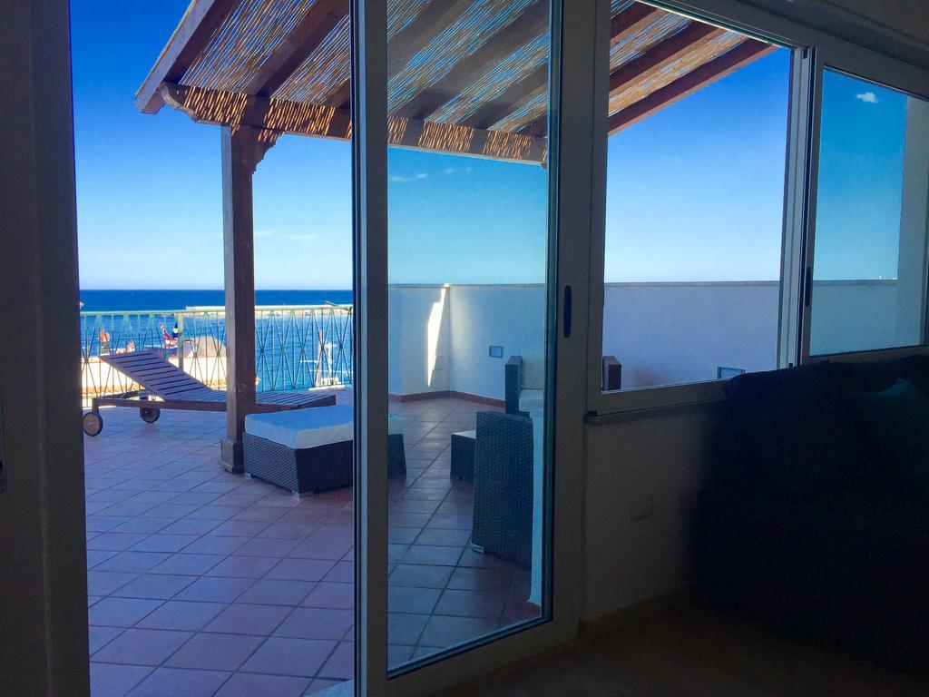 Appartement Solarium Achilles à Giardini-Naxos Extérieur photo