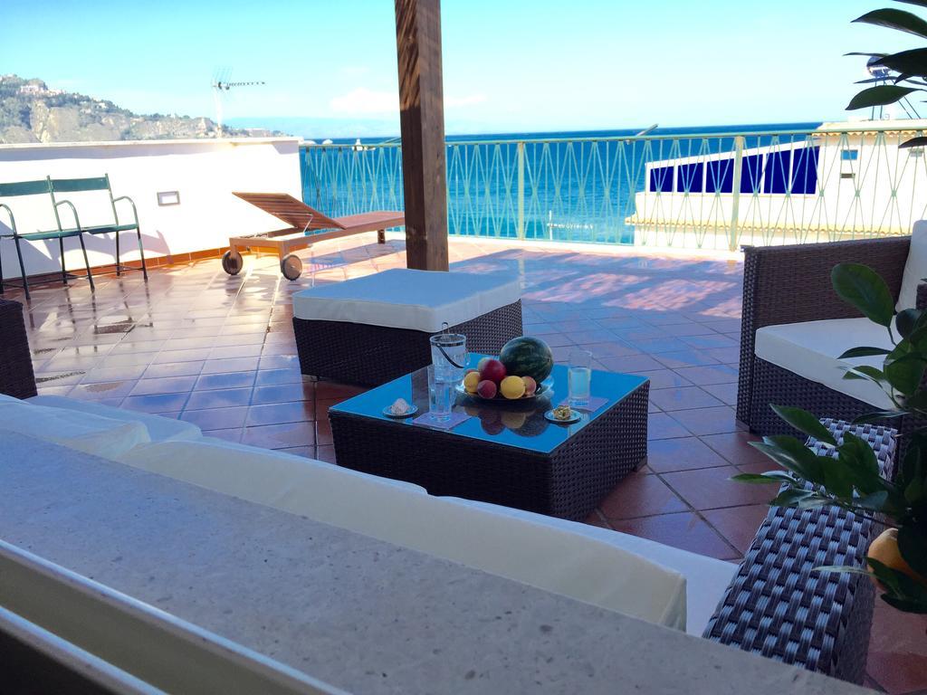 Appartement Solarium Achilles à Giardini-Naxos Extérieur photo